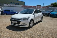 Hyundai i20 MPI SE.AUTOMATIC..1 PREVIOUS OWNER,18 STAMPS,AIR CON,LAST OWNER  9 YEARS. 12