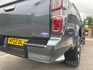 Isuzu D-Max DL40 1.9 TD Double Cab 4x4 Pickup - Roller Shutter 25