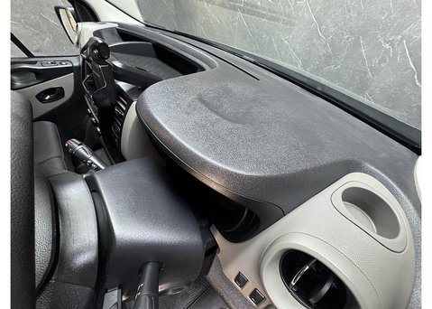 Nissan NV300 1.6 dCi 1.2t Acenta Panel Van 5dr Diesel Manual L2 H1 Euro 6 (120 ps) 32