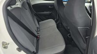Toyota Aygo 1.0 VVT-i x-play Hatchback 5dr Petrol x-shift Euro 6 (Safety Sense) (71 ps) 16