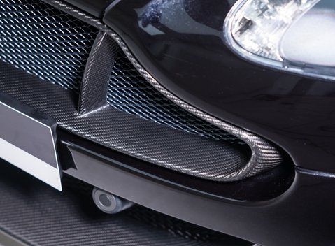Aston Martin V12 Vantage S Coupe 28