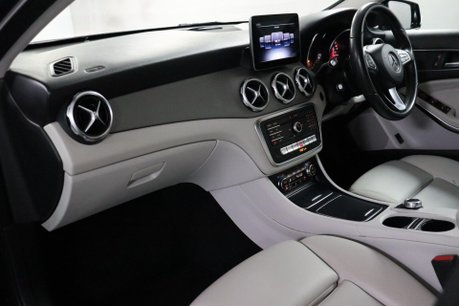 Mercedes-Benz GLA GLA 200 SPORT PREMIUM 34