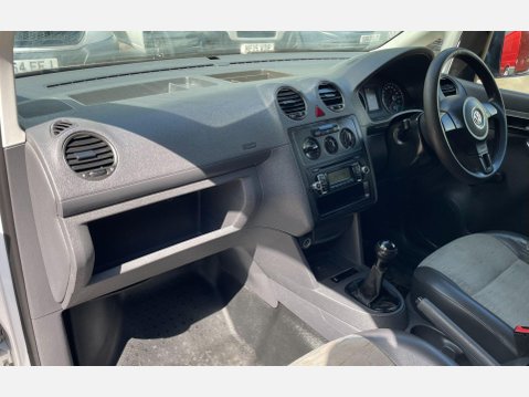 Volkswagen Caddy Maxi 1.6 TDi C20 Maxi FWD 5dr 31