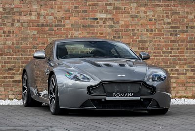 Aston Martin V12 Vantage S