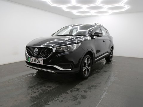 MG ZS 44.5kWh Exclusive Auto 5dr 3