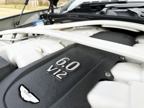 Aston Martin Vanquish V12 85