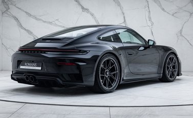 Porsche 911 GT3 TOURING (992.2) 3