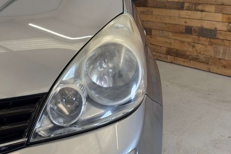 Nissan Note 1.6 16V Tekna Hatchback 5dr Petrol Auto Euro 4 (110 ps) 16