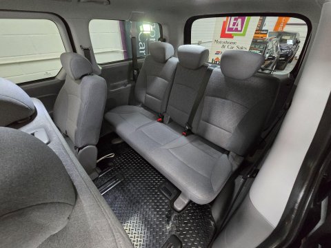 Hyundai I800 2.5 CRDi SE Nav Euro 6 5dr 37