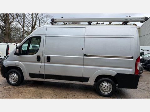 Peugeot Boxer 2.0 BlueHDi 335 Professional Panel Van 5dr Diesel Manual L2 H2 Euro 6 (130 12