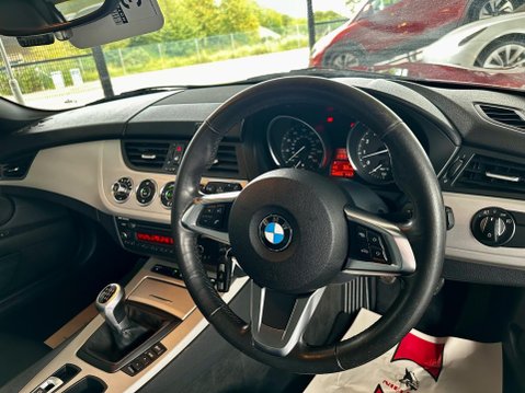 BMW Z4 2.5 23i sDrive Euro 5 2dr 28
