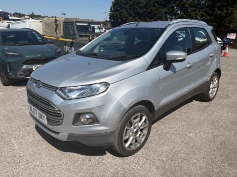 Ford Ecosport TITANIUM 8