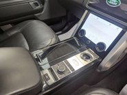 Land Rover Range Rover 3.0 Range Rover Vogue D MHEV Auto 4WD 5dr 57
