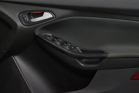 Ford Focus TITANIUM 36