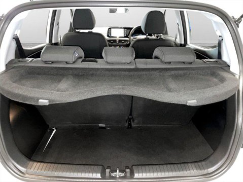 Hyundai i10 1.0 Advance Hatchback 5dr Petrol Manual Euro 6 (s/s) (67 ps) Cruise Contro 21