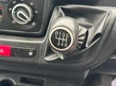 Citroen Relay MWB L2H2 Medium Roof Enterprise 35 Air Con Nav Sensors EURO 6 33