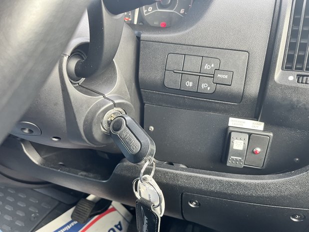 Peugeot Boxer PEUGEOT BOXER 440 L4H2 BLUE 17 SEATER MINIBUS 21