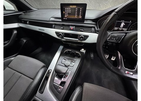 Audi A4 3.0 TDI V6 S line Estate 5dr Diesel S Tronic quattro Euro 6 (s/s) (218 ps) 70