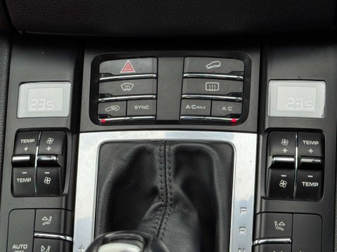 Porsche Macan 2.0T SUV 5dr Petrol PDK 4WD (s/s) (252 ps) 58