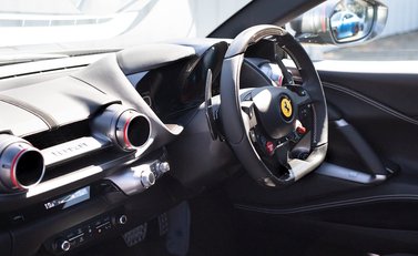 Ferrari 812 Superfast 15