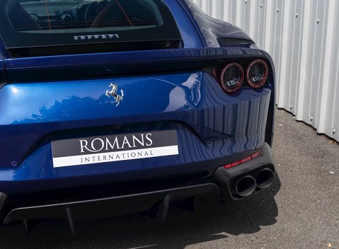 Ferrari 812 Superfast 27