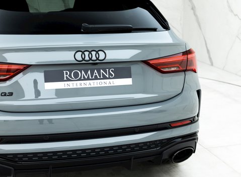 Audi RS Q3 Sport Edition 24