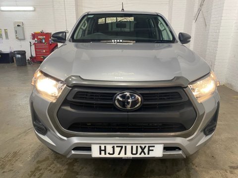 Toyota Hilux ACTIVE 4WD D-4D DCB 9