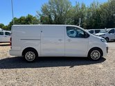 Vauxhall Vivaro LWB L2H1 [SOLD CR] Low Roof Pro 2900 Air Con Nav Sensors EURO 6 5