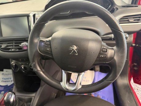 Peugeot 208 1.2 VTi Style Euro 5 5dr 32