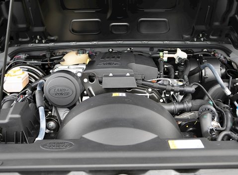 Land Rover Defender 90 TD XS Station Wagon 31