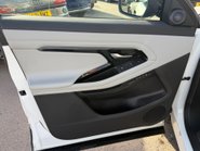Land Rover Range Rover Evoque SE MHEV 51