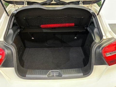 Mercedes-Benz A Class 1.5 A180d AMG Line 7G-DCT Euro 6 (s/s) 5dr 48