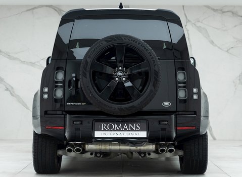 Land Rover Defender 90 V8 Bond Edition 5
