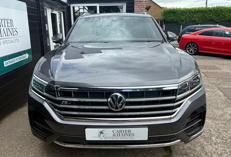 Volkswagen Touareg 3.0 TDI V6 R-Line SUV 5dr Diesel Tiptronic 4Motion Euro 6 (s/s) (286 ps)
