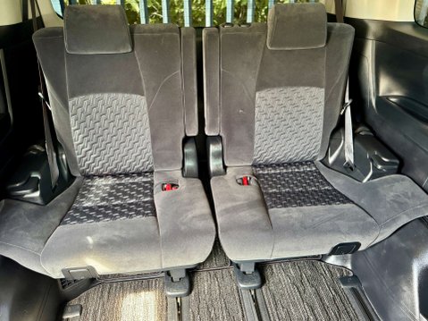 Toyota Vellfire 2.5 PETROL Z A EDITION 7 SEATS 23