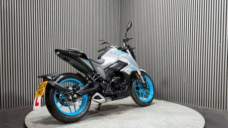 Lexmoto LS-Z 2024 ONLY 1K 1 OWNER NAKED 125CC BIKE LONG MOT 6