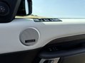 Land Rover Discovery TD6 HSE LUXURY 20