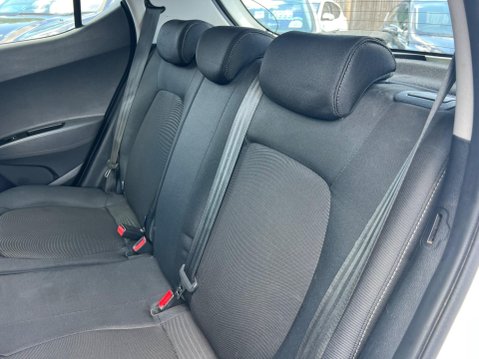 Hyundai i10 1.2 SE Auto Euro 6 5dr 28