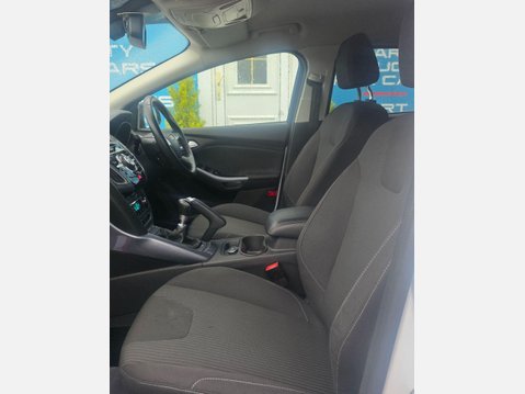 Ford Focus 1.6 TDCi Titanium Navigator Estate 5dr Diesel Manual Euro 5 (s/s) (115 ps) 20