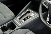 Volkswagen Golf LIFE ETSI DSG 32