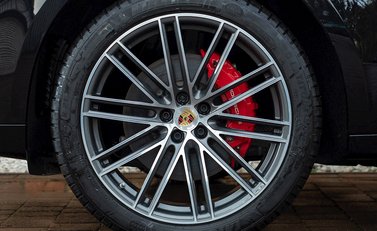 Porsche Macan GTS 10