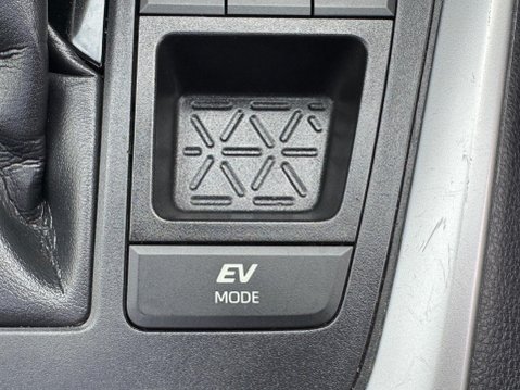 Toyota Rav4 2.5 VVT-h Dynamic CVT Euro 6 (s/s) 5dr 32