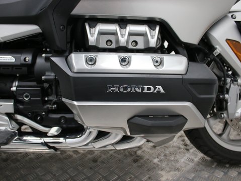 Honda GL1800 Goldwing GL 1800 DA-P DCT 32