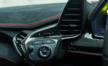 Ferrari 458 Speciale 21