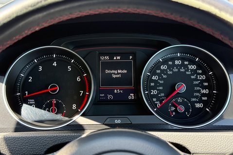 Volkswagen Golf GTI LAUNCH DSG - APPLE CAR PLAY - 2 OWNERS - 9 SERVICES RECORDED 34