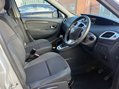 Renault Scenic 1.6 VVT Dynamique Euro 5 5dr 9