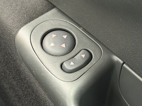 Fiat 500 1.2 Lounge 3dr 29