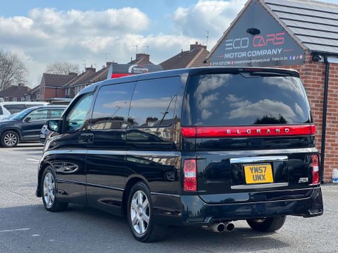 Nissan Elgrand 3.5+HIGHWAY STAR+GRADE 4+WARRANTED MILES 6