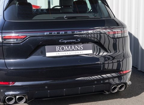 Porsche Cayenne S 27