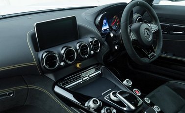Mercedes-Benz Amg GT GT R Premium 13